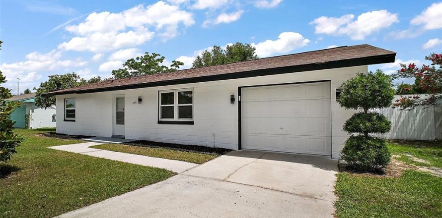 Villa ou maison à Ocala, Floride 3 chambres, 102.19 m2 № 2114194