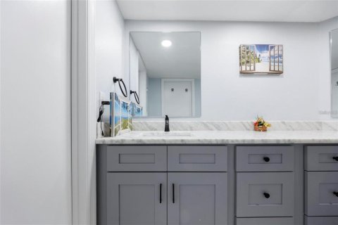 Adosado en alquiler en Tampa, Florida, 3 dormitorios, 157 m2 № 2275689 - foto 17