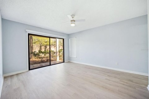 Adosado en alquiler en Tampa, Florida, 3 dormitorios, 157 m2 № 2275689 - foto 11