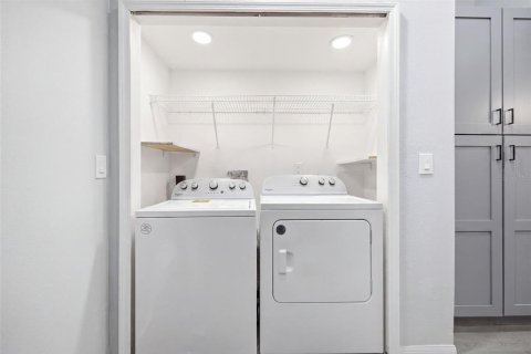 Adosado en alquiler en Tampa, Florida, 3 dormitorios, 157 m2 № 2275689 - foto 18