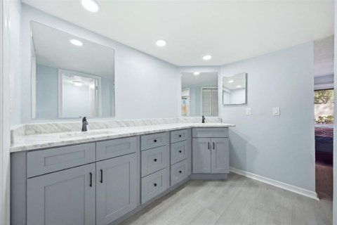 Adosado en alquiler en Tampa, Florida, 3 dormitorios, 157 m2 № 2275689 - foto 15