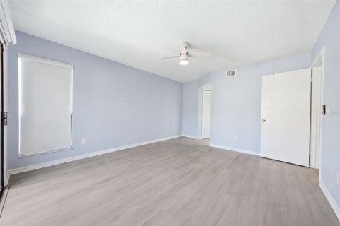 Adosado en alquiler en Tampa, Florida, 3 dormitorios, 157 m2 № 2275689 - foto 12