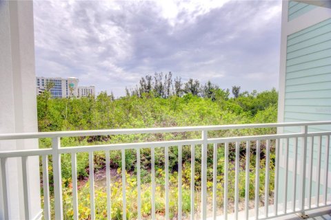 Condominio en alquiler en Punta Gorda, Florida, 3 dormitorios, 163.42 m2 № 1849688 - foto 5