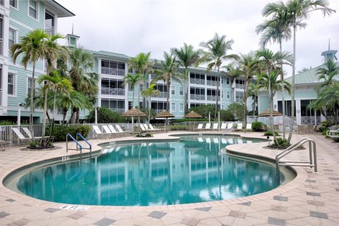 Condominio en alquiler en Punta Gorda, Florida, 3 dormitorios, 163.42 m2 № 1849688 - foto 2