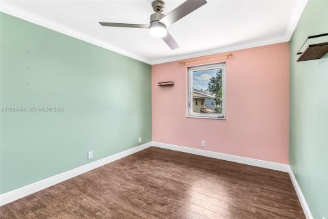 Townhouse in Coral Springs, Florida 3 bedrooms, 159.79 sq.m. № 1983740 - photo 28