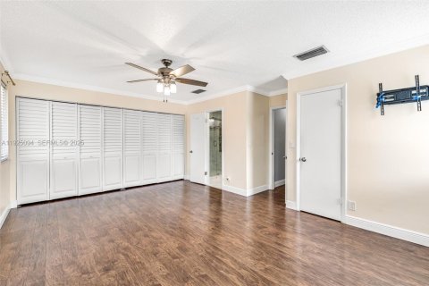 Townhouse in Coral Springs, Florida 3 bedrooms, 159.79 sq.m. № 1983740 - photo 23