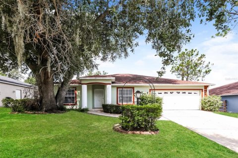 House in Lakeland, Florida 3 bedrooms, 154.68 sq.m. № 1894358 - photo 1