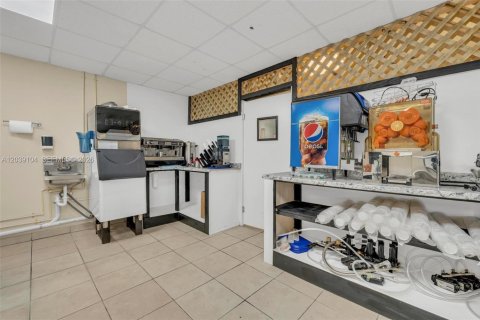 Commercial property in Homestead, Florida № 2086141 - photo 28