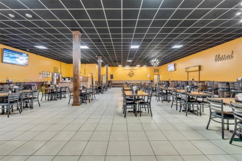 Commercial property in Homestead, Florida № 2086141 - photo 18