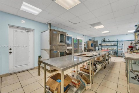 Commercial property in Homestead, Florida № 2086141 - photo 29