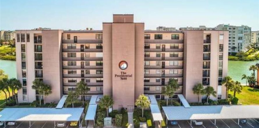 Condominio en South Pasadena, Florida, 1 dormitorio № 1437827