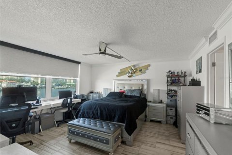 Condominio en venta en South Pasadena, Florida, 1 dormitorio, 85.93 m2 № 1437827 - foto 18