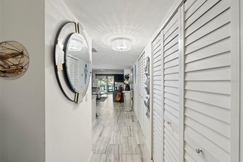 Condominio en venta en South Pasadena, Florida, 1 dormitorio, 85.93 m2 № 1437827 - foto 6