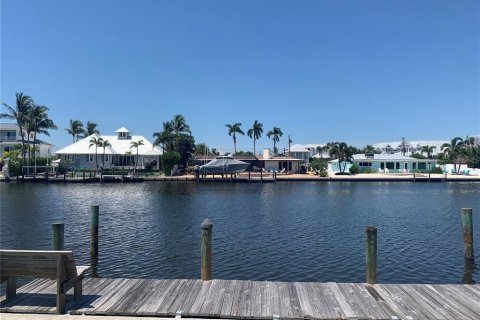 Terreno en venta en Holmes Beach, Florida № 1918756 - foto 5