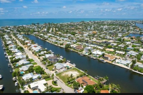 Terreno en venta en Holmes Beach, Florida № 1918756 - foto 16