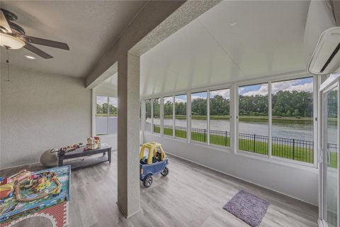 Villa ou maison à vendre à Lakeland, Floride: 5 chambres, 323.11 m2 № 2136744 - photo 24