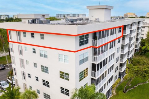 Condominio en venta en Pompano Beach, Florida, 3 dormitorios, 222.97 m2 № 2182561 - foto 4