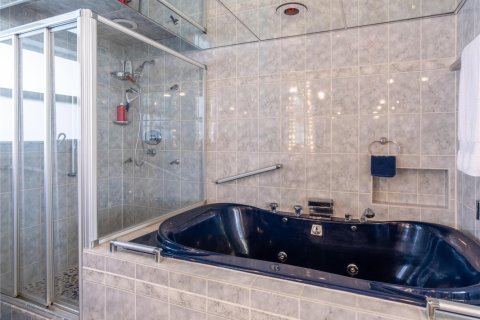 Condominio en venta en Pompano Beach, Florida, 3 dormitorios, 222.97 m2 № 2182561 - foto 23