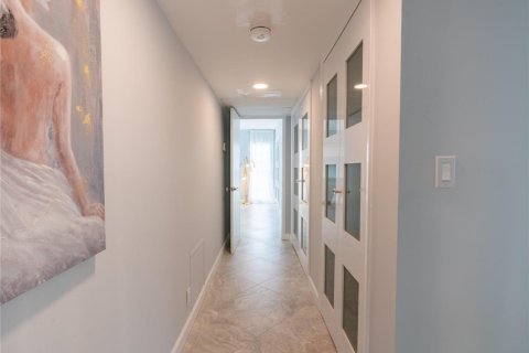 Condominio en venta en Pompano Beach, Florida, 3 dormitorios, 222.97 m2 № 2182561 - foto 19