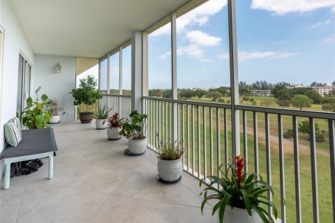 Condominio en venta en Pompano Beach, Florida, 3 dormitorios, 222.97 m2 № 2182561 - foto 6