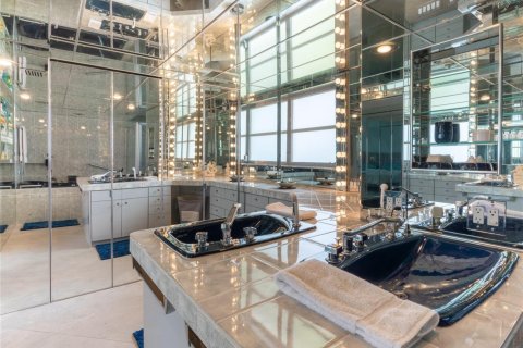 Condominio en venta en Pompano Beach, Florida, 3 dormitorios, 222.97 m2 № 2182561 - foto 24