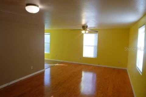 Снять в аренду квартиру в Уэсли-Чепел, Флорида 3 спальни, 133.78м2, № 2219344 - фото 11