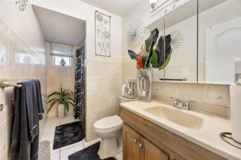 Villa ou maison à vendre à Miramar, Floride: 3 chambres, 140.65 m2 № 2055403 - photo 20