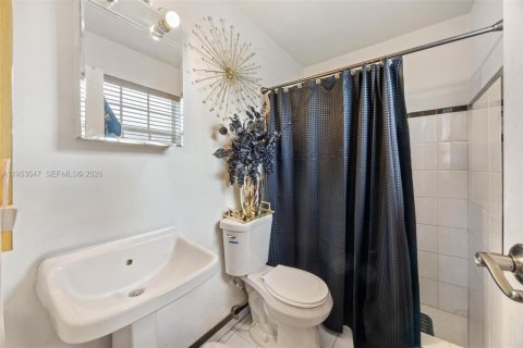 Villa ou maison à vendre à Miramar, Floride: 3 chambres, 140.65 m2 № 2055403 - photo 19