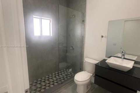 Villa ou maison à vendre à Fort Lauderdale, Floride: 4 chambres, 154.78 m2 № 1928733 - photo 6