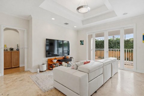 Casa en venta en North Bay Village, Florida, 3 dormitorios, 271.83 m2 № 2032196 - foto 9