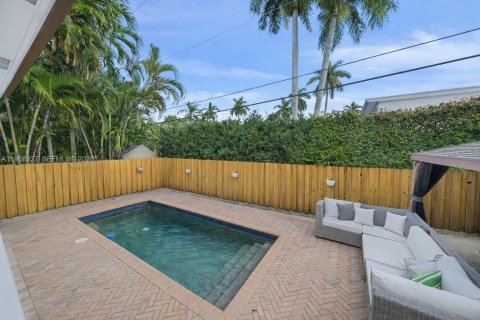 Casa en venta en North Bay Village, Florida, 3 dormitorios, 271.83 m2 № 2032196 - foto 29