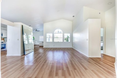 Casa en venta en Orlando, Florida, 3 dormitorios, 155.24 m2 № 2342095 - foto 3