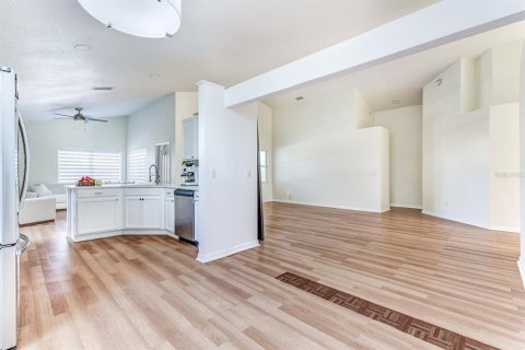 Casa en venta en Orlando, Florida, 3 dormitorios, 155.24 m2 № 2342095 - foto 6