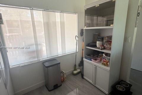 Townhouse in North Lauderdale, Florida 2 bedrooms, 114.83 sq.m. № 1994904 - photo 13