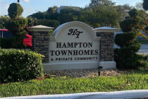 Adosado en alquiler en North Lauderdale, Florida, 2 dormitorios, 114.83 m2 № 1994904 - foto 23