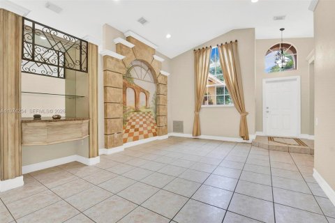 House in Palmetto Bay, Florida 3 bedrooms, 139.82 sq.m. № 2035992 - photo 29