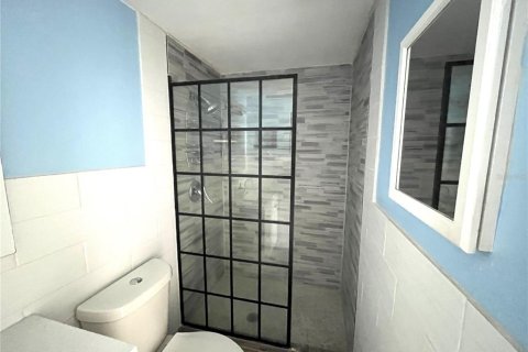 House in Hudson, Florida 2 bedrooms, 180.97 sq.m. № 1723083 - photo 15
