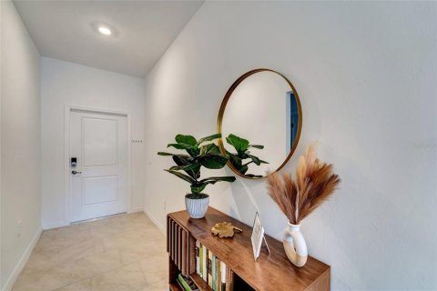 Villa ou maison à vendre à Port Charlotte, Floride: 4 chambres, 180.32 m2 № 2272873 - photo 4
