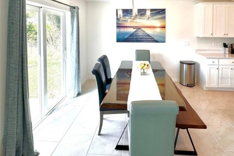 Villa ou maison à vendre à Port Charlotte, Floride: 4 chambres, 180.32 m2 № 2272873 - photo 16