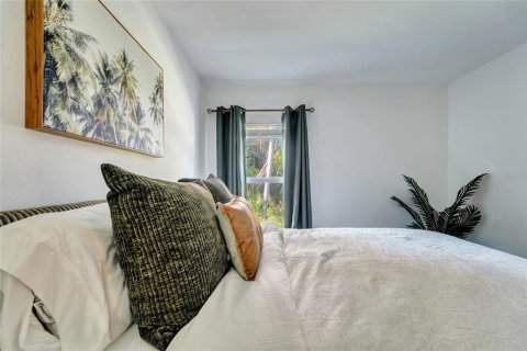 Villa ou maison à vendre à Port Charlotte, Floride: 4 chambres, 180.32 m2 № 2272873 - photo 25