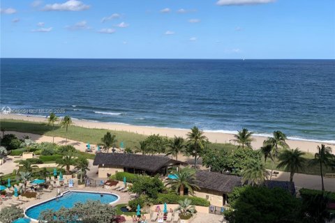 Condo in Lauderdale-by-the-Sea, Florida, 3 bedrooms  № 2068695