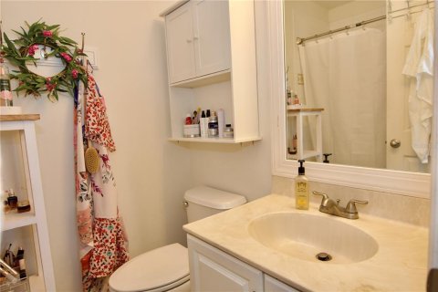 Townhouse in Lakewood Ranch, Florida 2 bedrooms, 101.45 sq.m. № 1847910 - photo 26