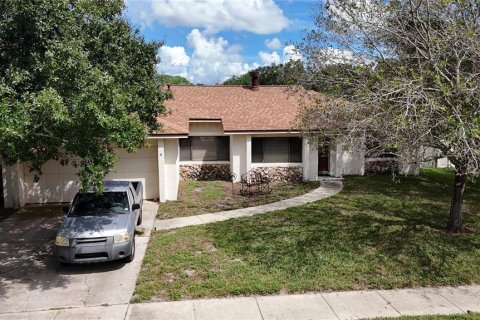 Villa ou maison à vendre à Lake Mary, Floride: 3 chambres, 150.13 m2 № 2418778 - photo 3