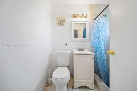 Купить виллу или дом в Майами, Флорида 4 спальни, 129.32м2, № 1898065 - фото 12