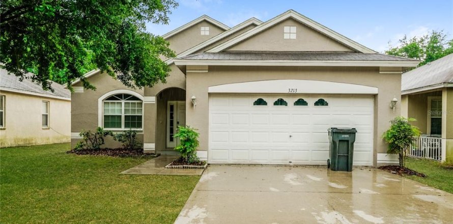 Casa en Valrico, Florida 3 dormitorios, 139.45 m2 № 1873745