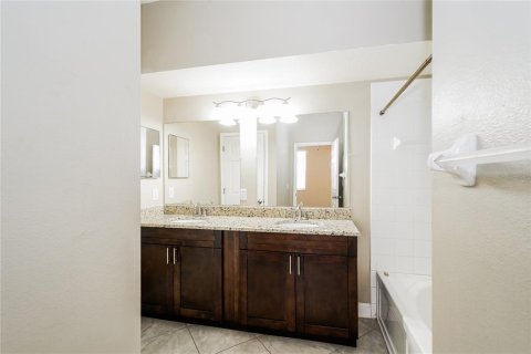 Casa en venta en Valrico, Florida, 3 dormitorios, 139.45 m2 № 1873745 - foto 12
