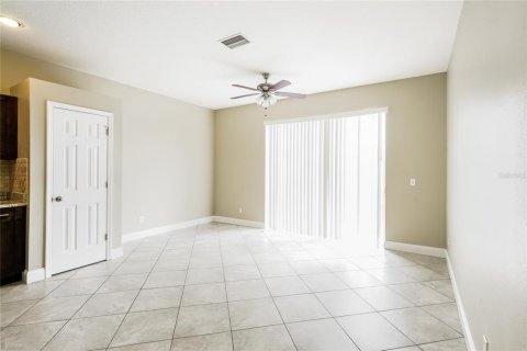 Casa en venta en Valrico, Florida, 3 dormitorios, 139.45 m2 № 1873745 - foto 4