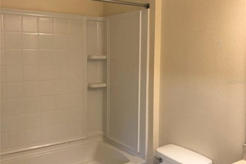 Touwnhouse à louer à Lakeland, Floride: 4 chambres, 137.4 m2 № 2409908 - photo 20
