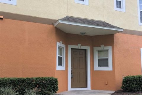 Touwnhouse à louer à Lakeland, Floride: 4 chambres, 137.4 m2 № 2409908 - photo 4