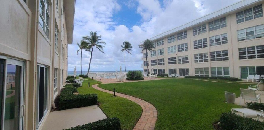 Condominio en Gulf Stream, Florida, 1 dormitorio № 740016